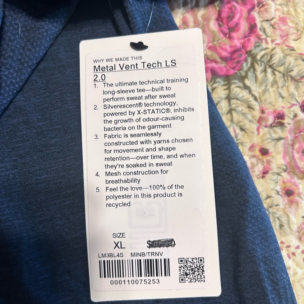 Lululemon Athletica Charcoal Long Sleeve Shirt